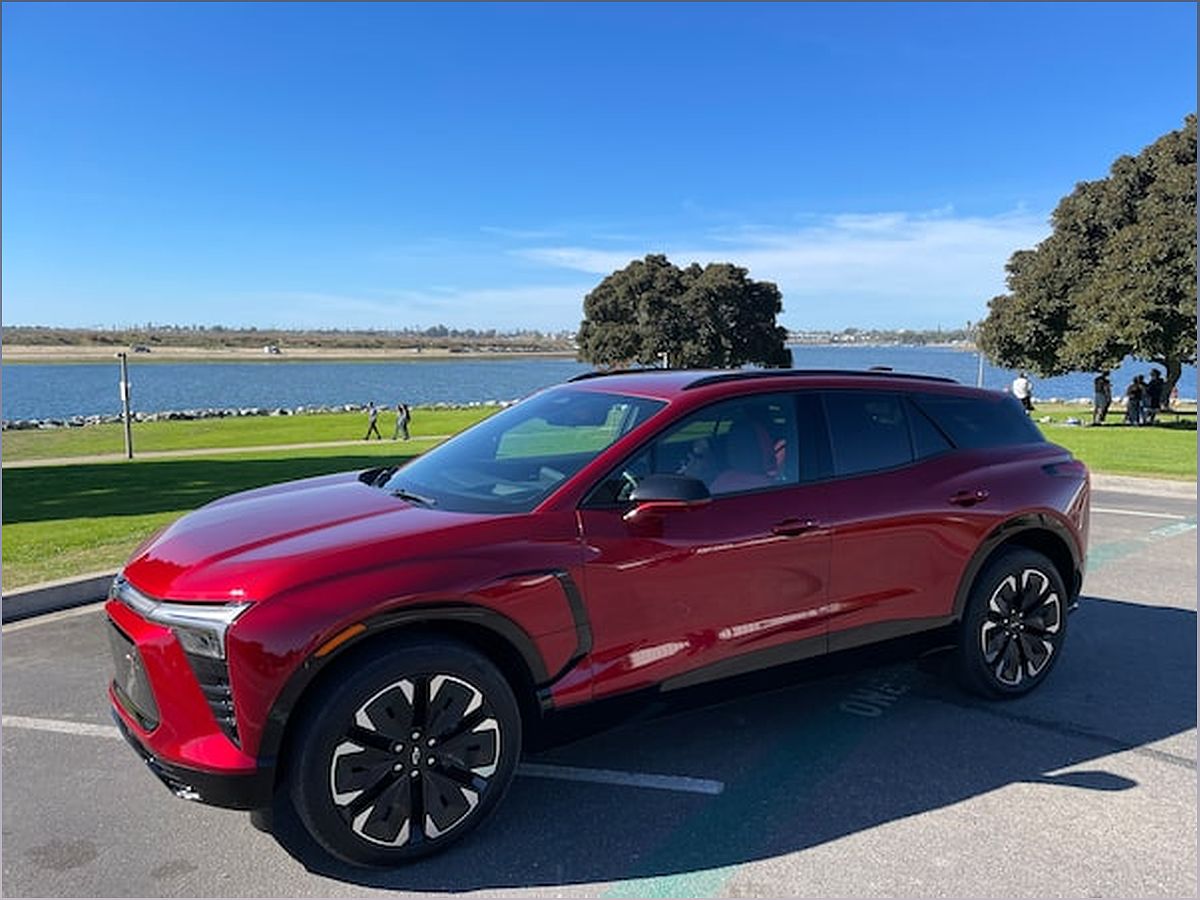 2024 Chevrolet Blazer EV: A Stylish and Powerful Electric SUV - -1456039927