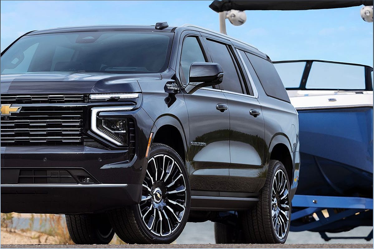 2025 Chevrolet Tahoe and Suburban: Upgraded Interiors, Powerful Engines, and Advanced Technology - -1366280171