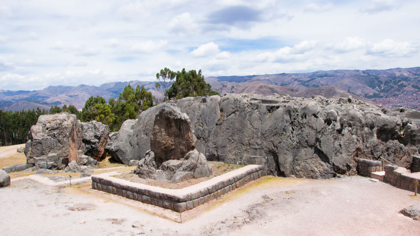 sacsayhuaman magic qenqo