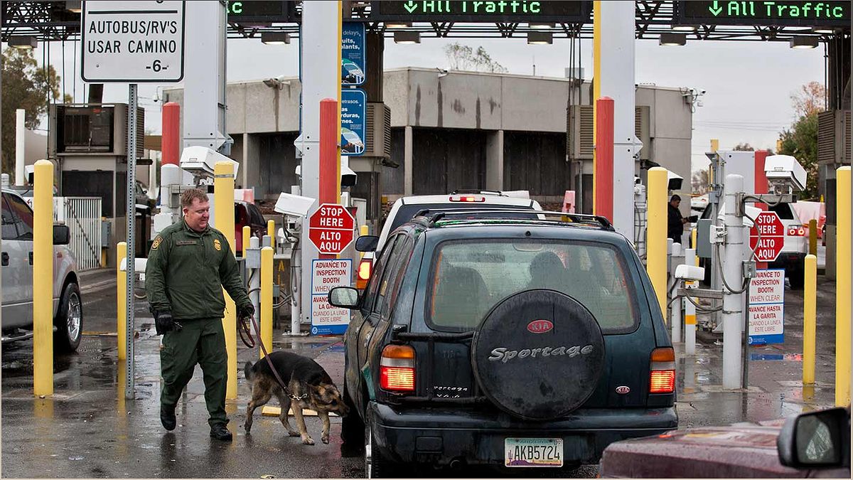 The Impact of Record Border Crossings: Lukeville, Arizona's Struggle - 1204064715