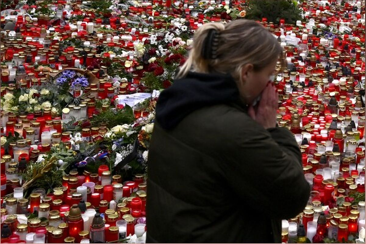 Tragedy Strikes Czech Republic: National Day of Mourning for University Shooting Victims - 1521619729