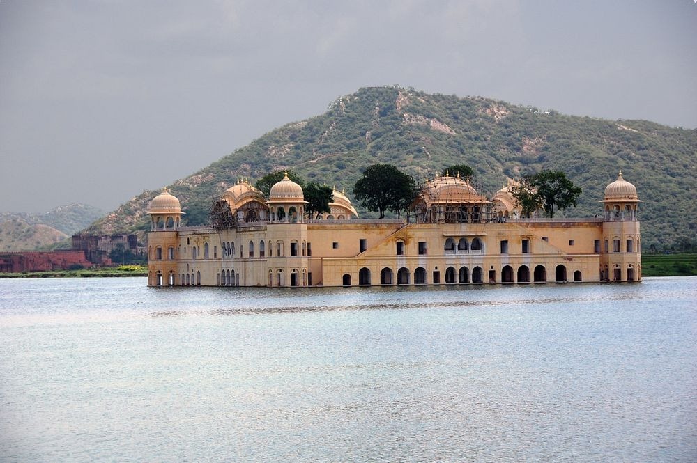 jal-mahal-2